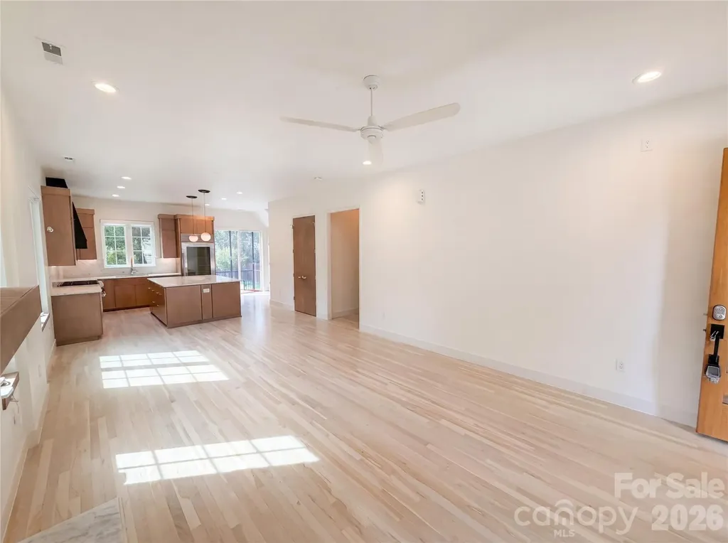 1609 Richland Drive Charlotte NC 28205