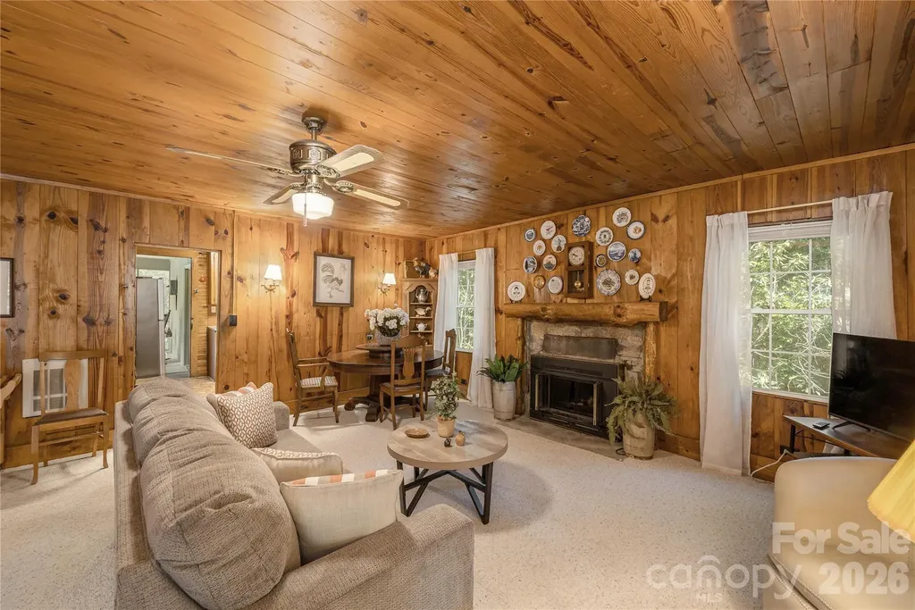 10844 Greenville Highway Cedar Mountain NC 28718