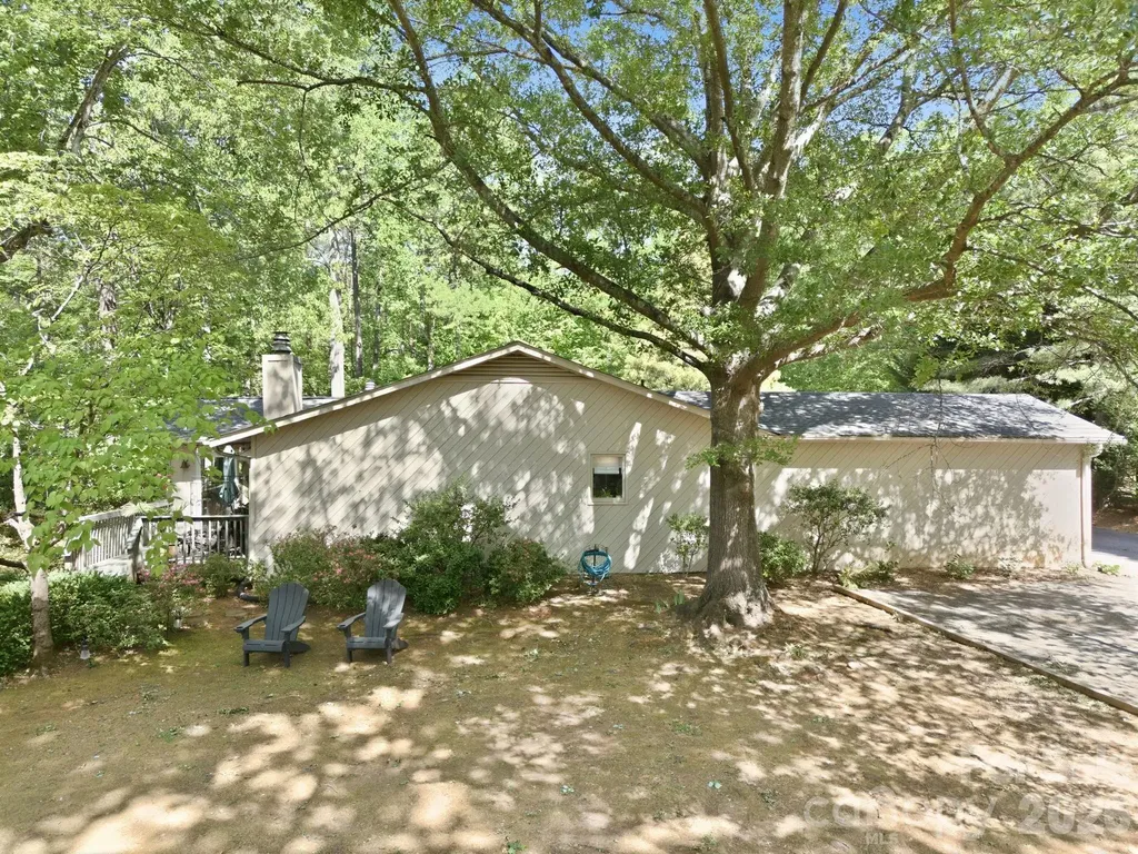 91 Diamond Ridge Lane Columbus NC 28722