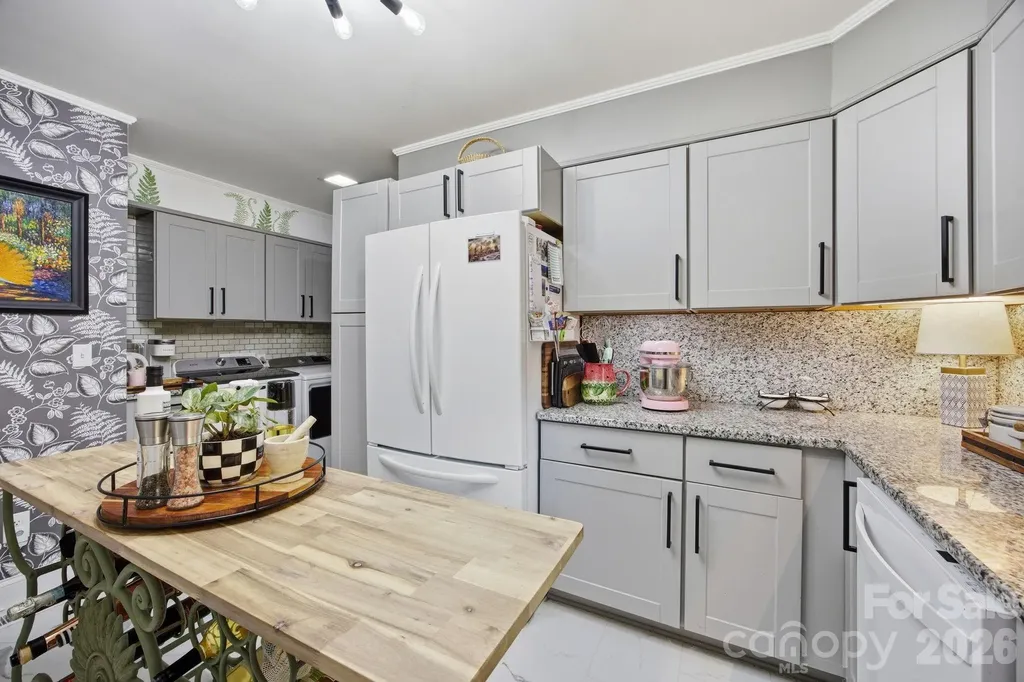 91 Diamond Ridge Lane Columbus NC 28722