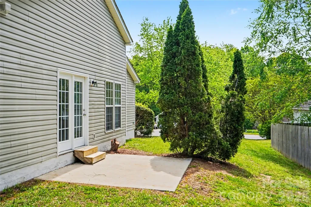 117 N Tanninger Road Mount Holly NC 28120