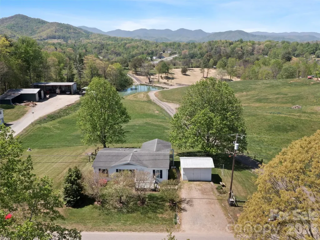 60 Dix Creek Chapel Road Asheville NC 28806