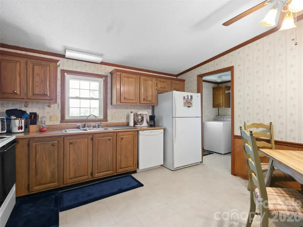 60 Dix Creek Chapel Road Asheville NC 28806