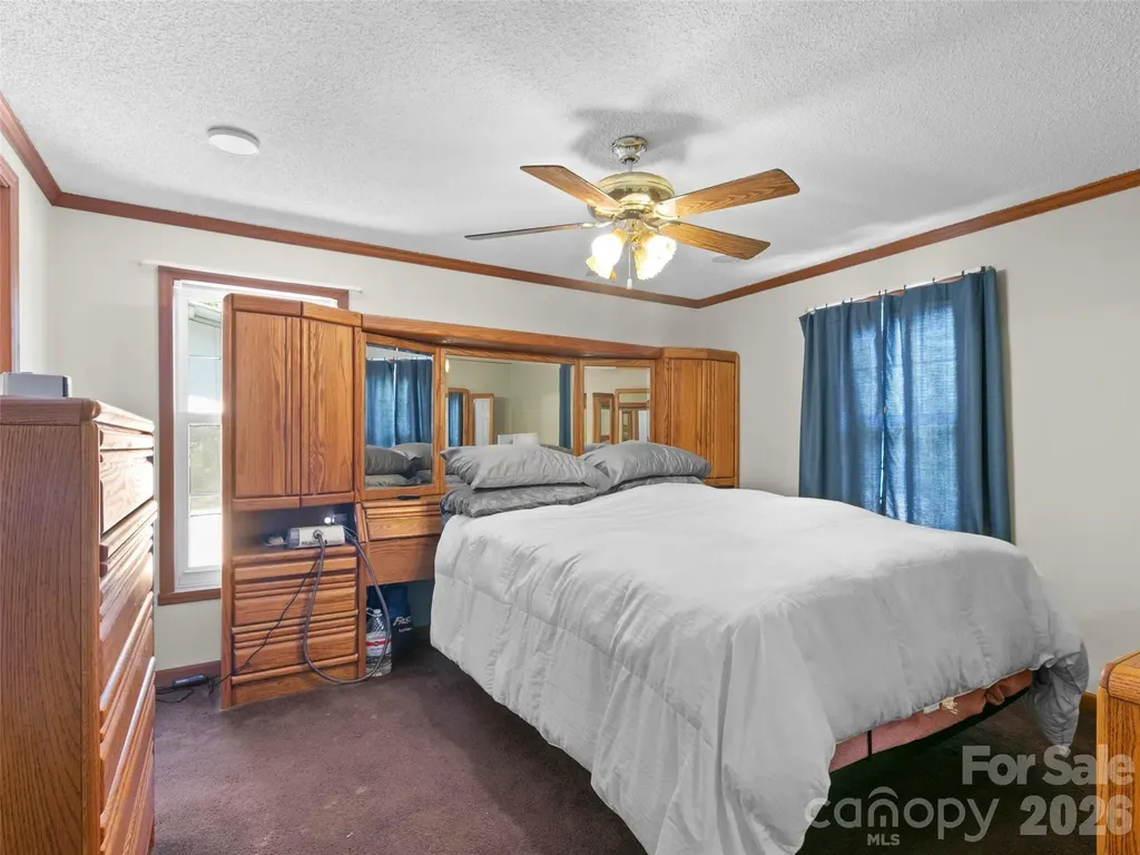 60 Dix Creek Chapel Road Asheville NC 28806