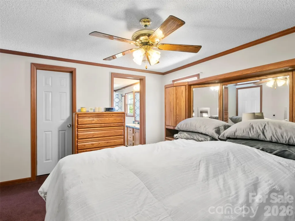 60 Dix Creek Chapel Road Asheville NC 28806