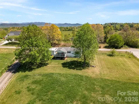 60 Dix Creek Chapel Road Asheville NC 28806