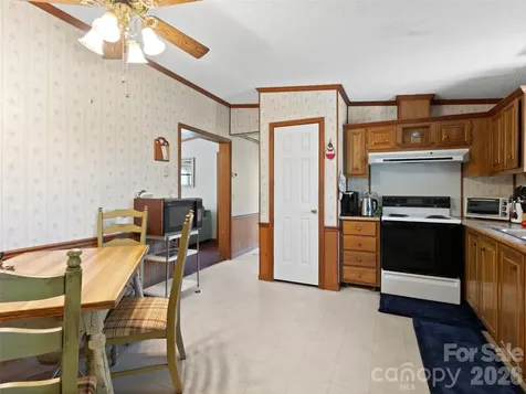 60 Dix Creek Chapel Road Asheville NC 28806