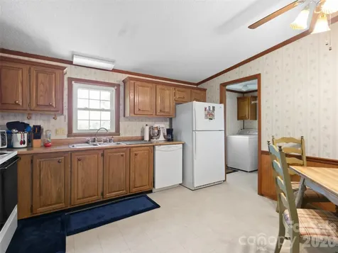 60 Dix Creek Chapel Road Asheville NC 28806