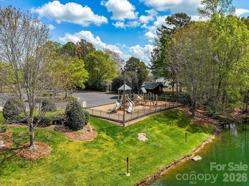 8701 Whitehawk Hill Road Waxhaw NC 28173