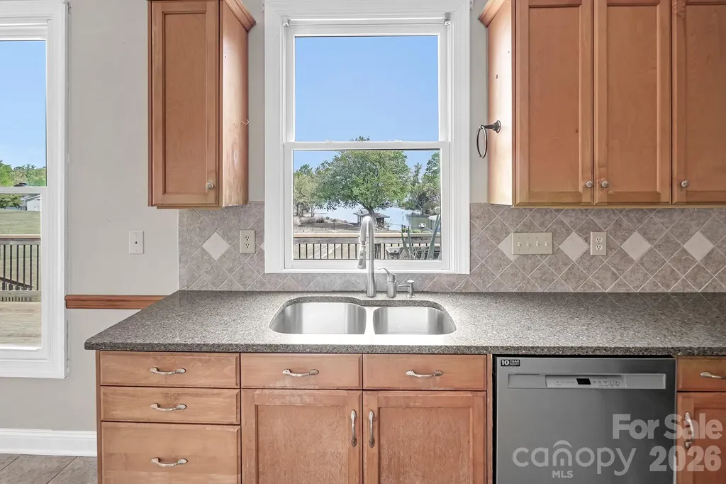 46356 Chase Point Drive Norwood NC 28128