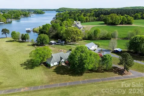 46356 Chase Point Drive Norwood NC 28128