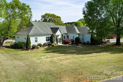 46356 Chase Point Drive Norwood NC 28128