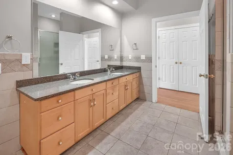 46356 Chase Point Drive Norwood NC 28128