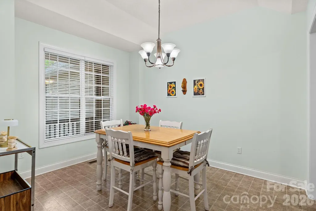 112 Chestnut Lane Hendersonville NC 28792