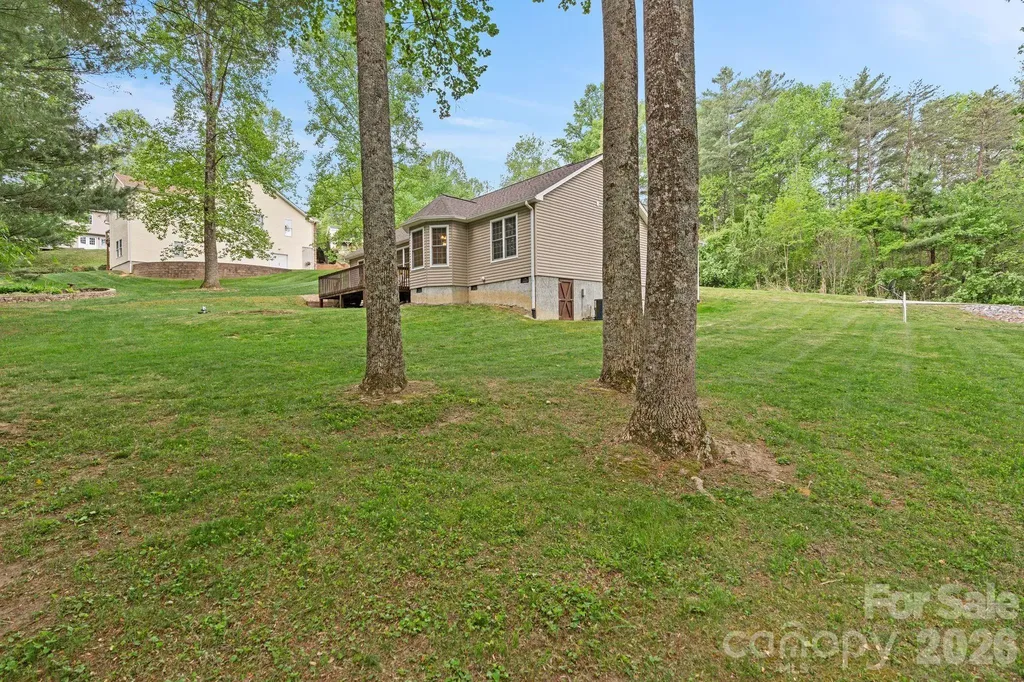 112 Chestnut Lane Hendersonville NC 28792