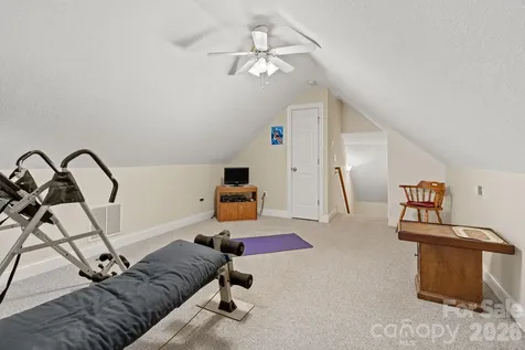 112 Chestnut Lane Hendersonville NC 28792