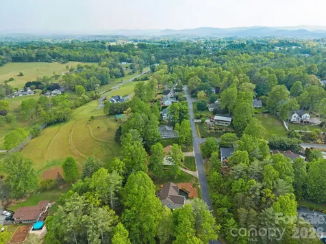112 Chestnut Lane Hendersonville NC 28792