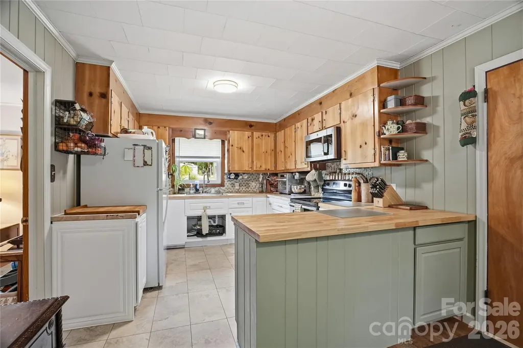 605 W 19th Avenue Gastonia NC 28052