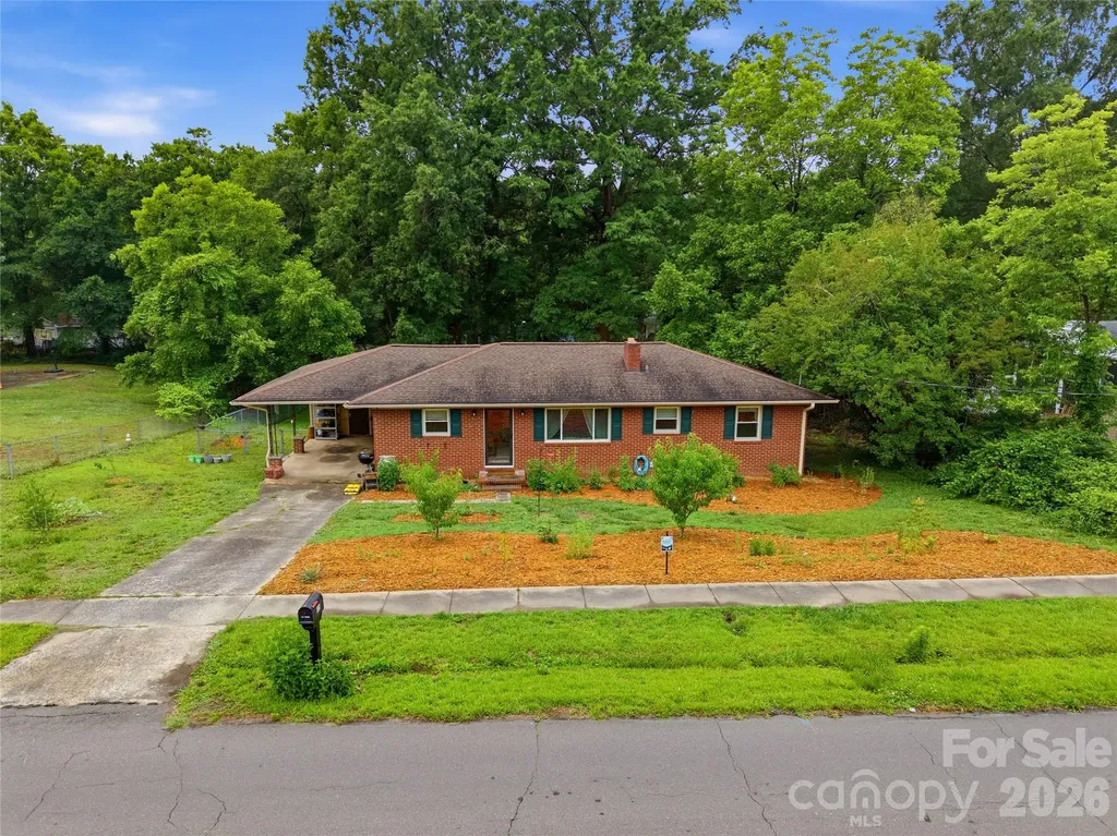 605 W 19th Avenue Gastonia NC 28052