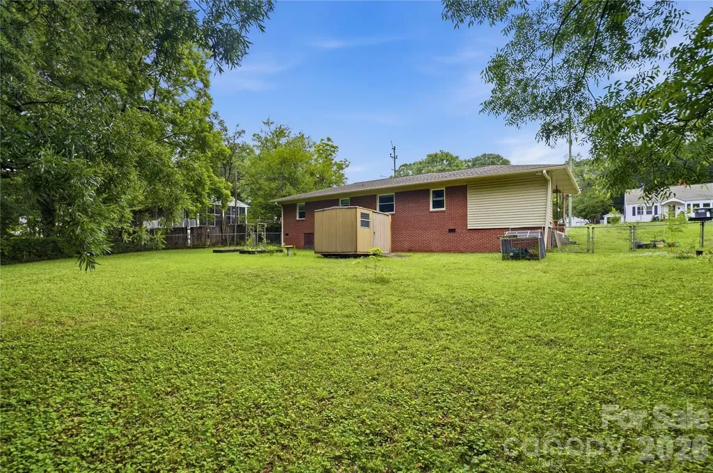 605 W 19th Avenue Gastonia NC 28052