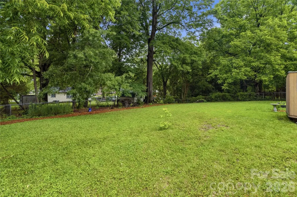 605 W 19th Avenue Gastonia NC 28052