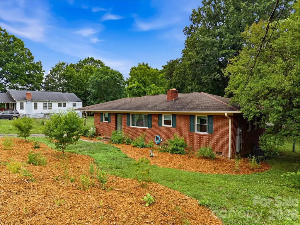 605 W 19th Avenue Gastonia NC 28052