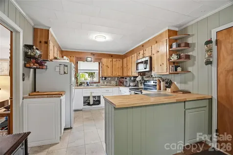 605 W 19th Avenue Gastonia NC 28052