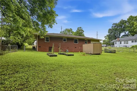 605 W 19th Avenue Gastonia NC 28052