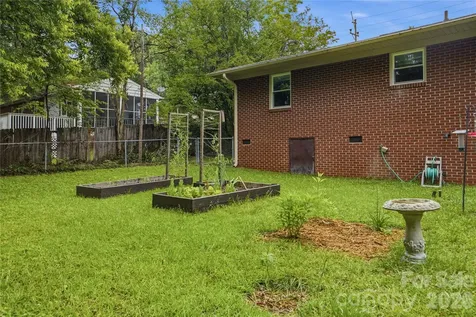 605 W 19th Avenue Gastonia NC 28052
