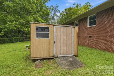 605 W 19th Avenue Gastonia NC 28052