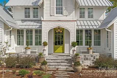 97 Emerald Necklace Drive Asheville NC 28803