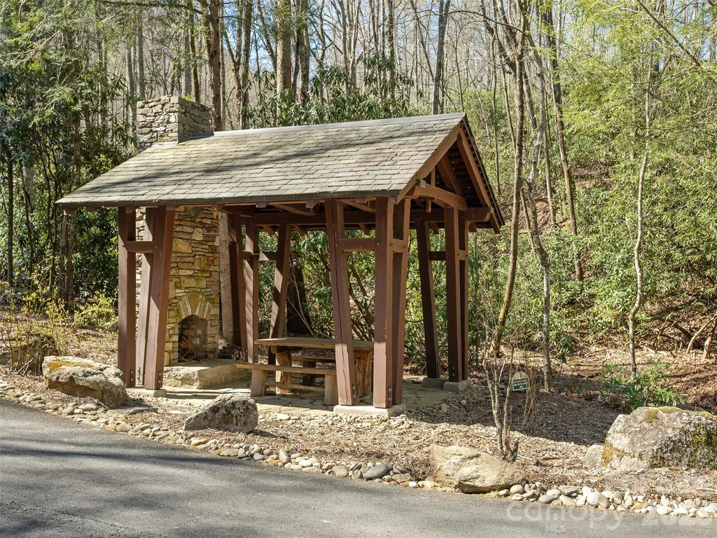 137 Nancy Ashworth Lane Fairview NC 28730