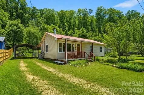 522 Old Us 70 Highway W Old Fort NC 28762