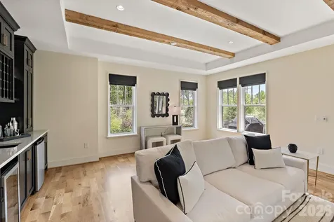 2652 Chesterfield Avenue Charlotte NC 28205