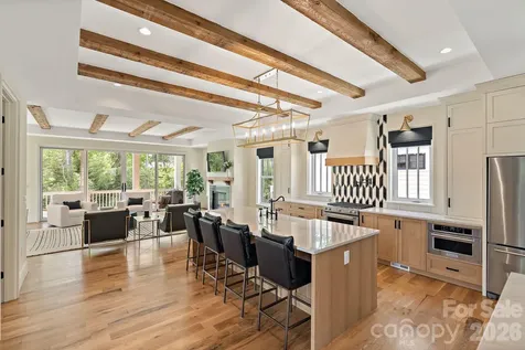 2652 Chesterfield Avenue Charlotte NC 28205