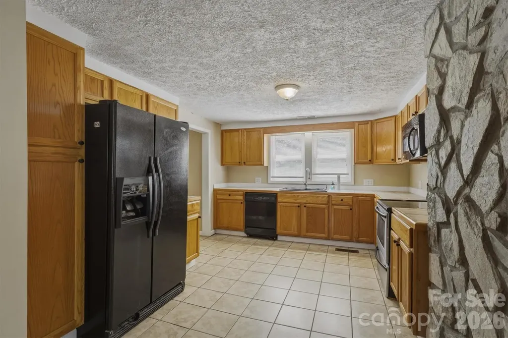 2566 Andrews Circle Lenoir NC 28645