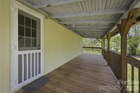 2566 Andrews Circle Lenoir NC 28645