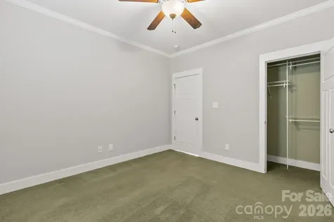 2411 Carriage Lane Lincolnton NC 28092
