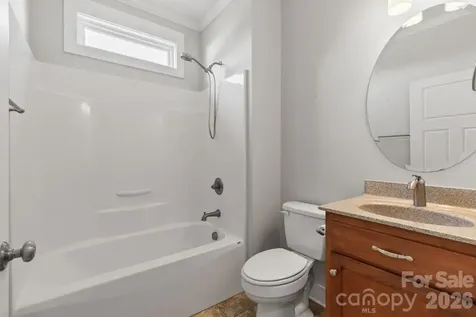 2411 Carriage Lane Lincolnton NC 28092