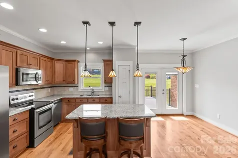 2411 Carriage Lane Lincolnton NC 28092