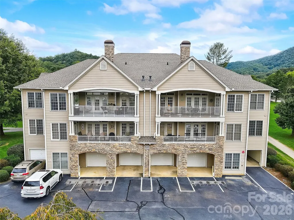 103 Glenview Lane Maggie Valley NC 28751
