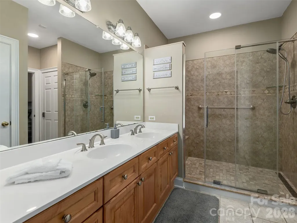 103 Glenview Lane Maggie Valley NC 28751