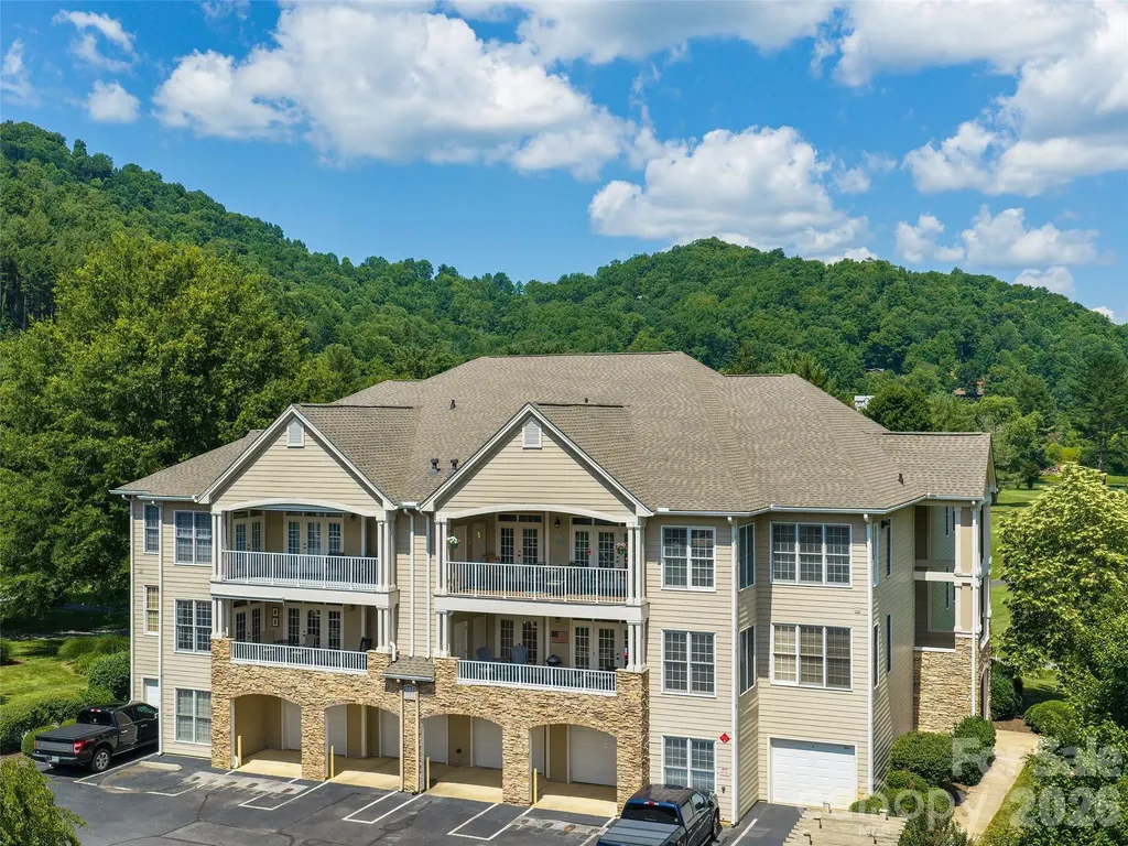 103 Glenview Lane Maggie Valley NC 28751
