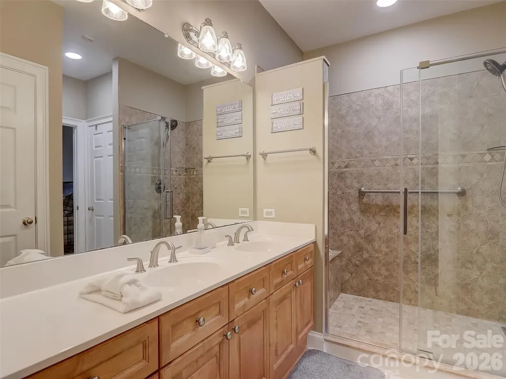 103 Glenview Lane Maggie Valley NC 28751