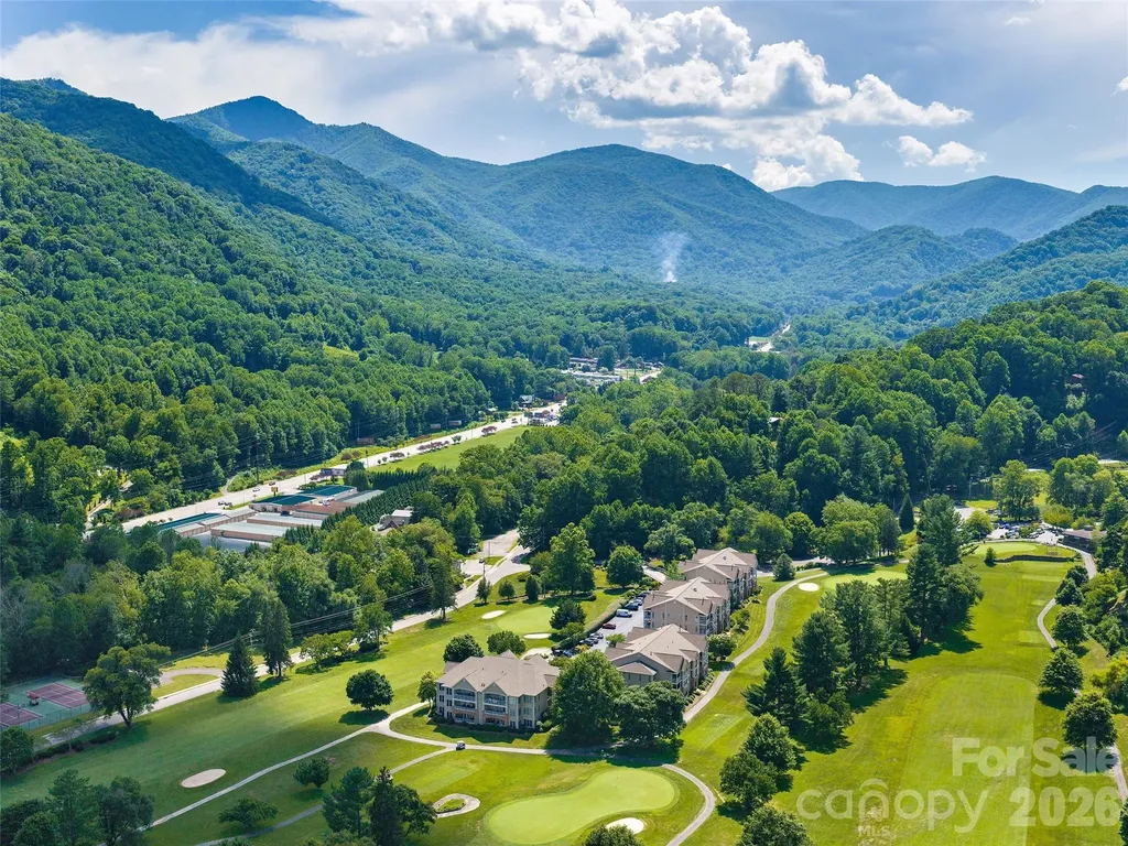 103 Glenview Lane Maggie Valley NC 28751