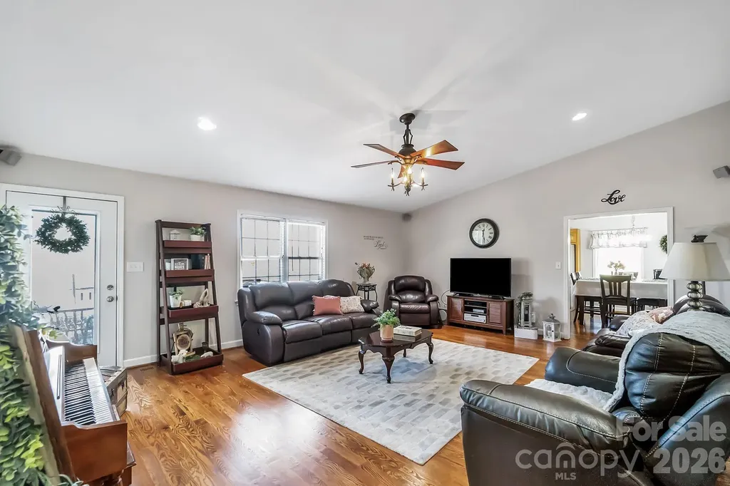 5507 Land Harbour Drive Granite Falls NC 28630
