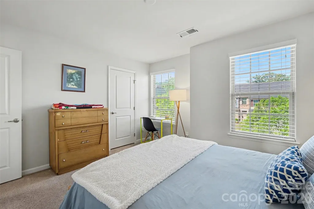2459 Alyssa Lane Charlotte NC 28208