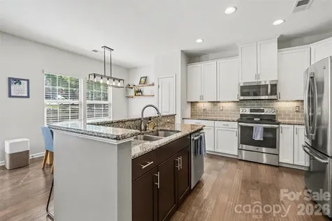 2459 Alyssa Lane Charlotte NC 28208