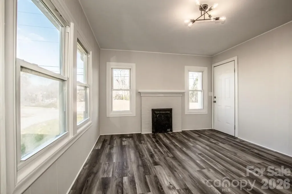 107 Rose Street Mount Holly NC 28120