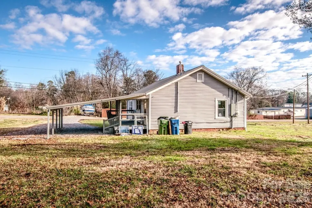 107 Rose Street Mount Holly NC 28120